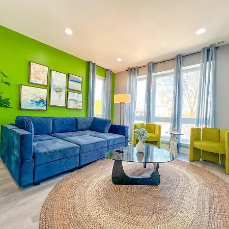Pilsen Art Center Family Friendly 3Br Retreat With Free Parking Near Medical District, Douglas Park And University Illinois Chicago